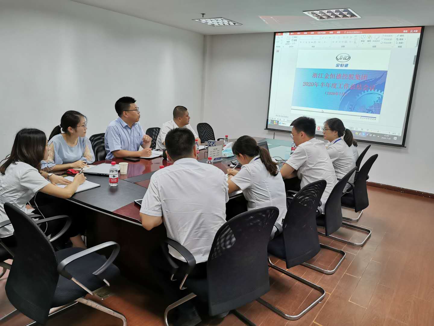 浙万博网页手机登陆杭州市场召开2020年半年度工作总结会议